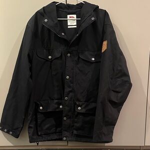 Fjallraven Black Men's GREENLAND JACKET size L- like new